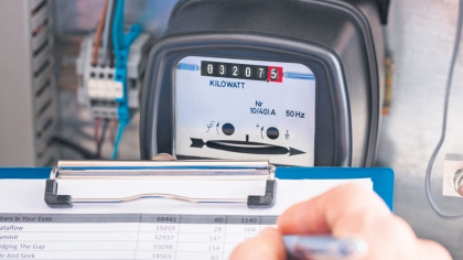 Facturi fără plafon, dar cu sprijin pentru cei vulnerabili: Ce se schimbă la energia electrică de la 1 iulie