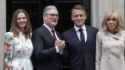 Macron, întâmpinat cu fast la Londra în a doua zi a vizitei oficiale. Președintele francez s-a întâlnit și cu Keir Starmer