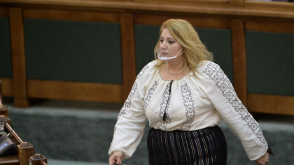 Excluderi din partidul lui Șoșoacă