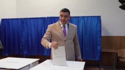 AUR susține că 4 milioane de români de pe listele de vot sunt morți. Sesizări depuse la AEP și Avocatul Poporului