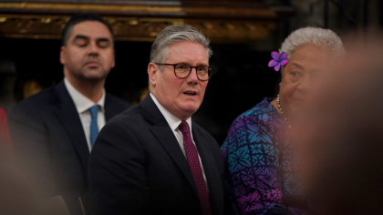 Un român de 26 de ani, acuzat că a încendiat casa și mașina premierului britanic Keir Starmer