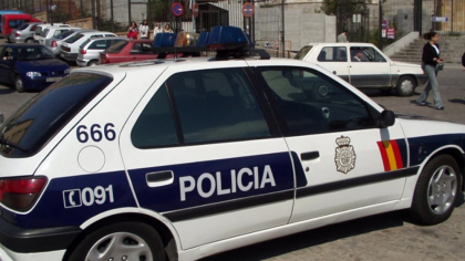 O româncă din Spania a rănit șase polițiști într-o cursă cu 200 km/h. Doi au fost călcați cu mașina
