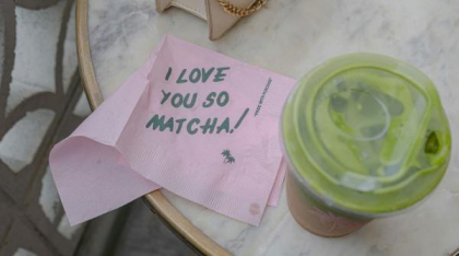 Ceaiul Matcha: Beneficii, mod de preparare și riscuri