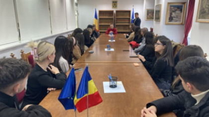 Cresc sporurile judecătorilor pentru a compensa reducerea celui de condiții vătămătoare. Năsui (USR): ”Le pasă doar să ia cât mai mulți bani”
