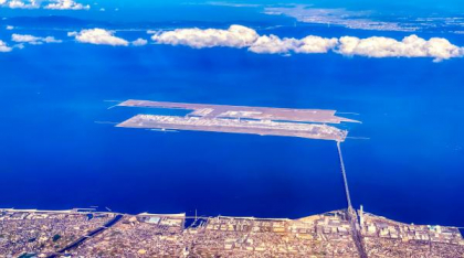Aeroportul internațional care nu a pierdut niciodată bagaje, considerat „o minune a ingineriei”, se scufundă în ocean