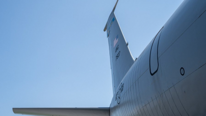 Un pilot s-a aruncat din avion fără parașută. Ce l-a făcut să recurgă la acest gest
