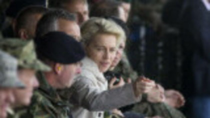 UE vrea să accelereze înarmarea statelor membre. Noile propuneri pentru reducerea birocrației militare