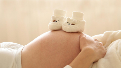 E însărcinată din nou! Celebra cântăreață va aduce pe lume al patrulea ei copil cu actualul iubit