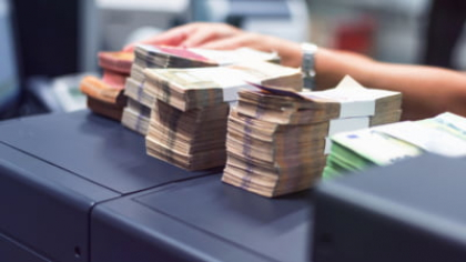 Datoria României crește într-un ritm amețitor. Câte sute de miliarde de lei au împrumutat guvernanții
