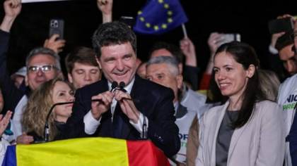 Mirabela Grădinaru, apariție în calitate de „prima doamnă a României”. Cum a fost surprinsă aseară alături de Nicușor Dan și ce program are azi