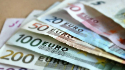 Moment istoric: moneda euro a trecut de pragul de 5 lei! Lovitură dură pentru economiile românilor: „Era de așteptat”