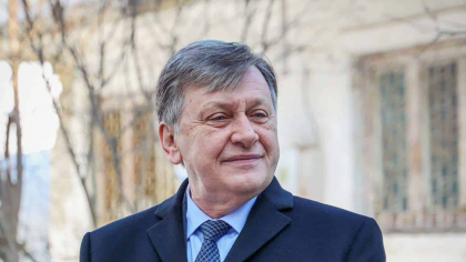 Crin Antonescu se apropie de suveraniști: ”Votul pentru Călin Georgescu nu vine de la niște oameni tâmpiți sau ușor de păcălit”