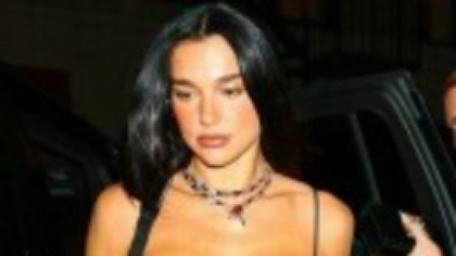 Dua Lipa a apărut „în franjuri” la o cină privată din New York. Și-a afișat silueta de invidiat