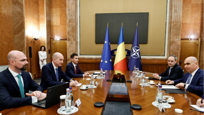 Bolojan s-a întâlnit cu reprezentanții agenției de rating Standard &amp; Poor's. Discuțiile au vizat măsurile fiscale