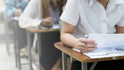 Perle de la Evaluarea Națională: de la „pantaloni cu șoareci” la „personajul avea un cap de păsărică”! Vezi expresiile care au stârnit îngrijorare