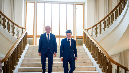 Surse: Nicușor Dan urmează să-l desemneze premier pe Ilie Bolojan. Cei doi au discutat duminică seară