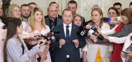 30 de membri din partidele S.O.S și POT au format un nou grup parlamentar: Alianța Întâi România