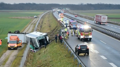 Cel puţin 40 de oameni au murit într-un accident de autobuz în Africa de Sud