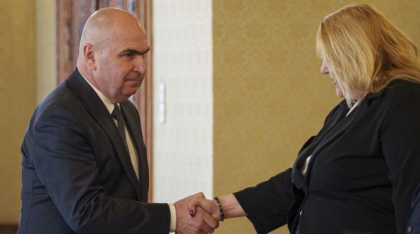 Ilie Bolojan o primește pe Diana Șoșoacă în audiență la Guvern. De ce a cerut lidera SOS întâlnire cu premierul