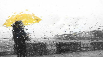 Temperaturile vor scădea drastic în zilele următoare, până la 10 grade. Șefa ANM a anunțat ploi, vijelii și grindină în toată țara