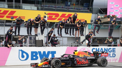 Cutremur în Formula 1: Christian Horner, concediat de Red Bull după două decenii în fruntea echipei. Laurent Mekies preia conducerea în plină criză de performanţă şi imagine