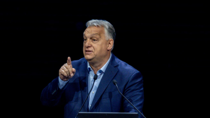Viktor Orban a vorbit la telefon cu Kelemen Hunor și și-a schimbat discursul: „Ungaria nu dorește să influențeze alegerile prezidențiale din România”