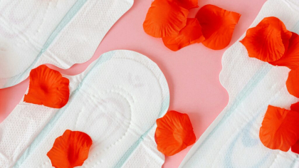 Descoperire uimitoare. Dispozitiv revoluționar integrat în absorbante ar putea detecta cancerul ovarian din sângele menstrual