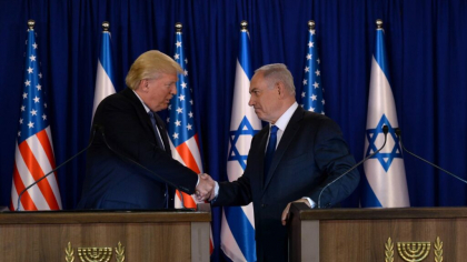 Trump a primit de la Netanyahu un obiect religios creat din resturile unei rachete iraniane