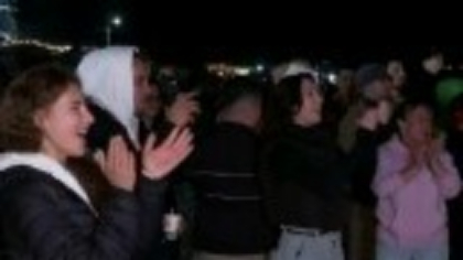 1 Mai prelungit în Vama Veche: Muzică live, hore și focuri de tabără. „Am bacu într-o lună, dar fără griji, că se ia”