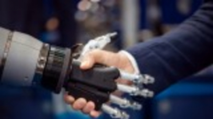 Studiu: Aproape un sfert dintre companiile din România au implementat, deja, soluţii de robotică şi automatizare