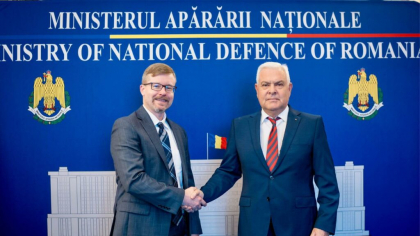 Întâlnire la sediul MApN a ministrului Angel Tîlvăr cu însărcinatul cu afaceri ad interim Michael Dickerson