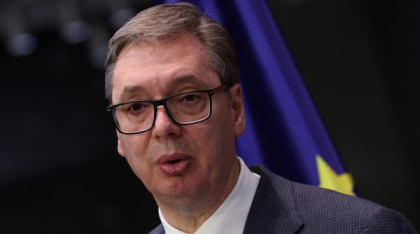 Vucic s-a îmbolnăvit brusc vineri în vizita în SUA și s-a întors de urgență în Serbia