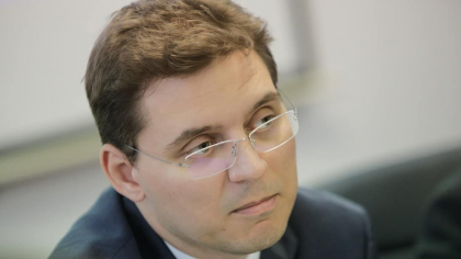 Victor Negrescu afirmă că nu are intenția să intre în cursă pentru șefia PSD