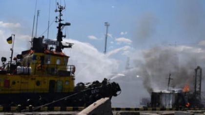 Un atac rus cu rachetă balistică a făcut ravagii asupra portului Odesa. Mai multe persoane au murit sau au fost rănite