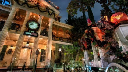 O femeie a murit după ce a ieșit din atracția Haunted Mansion, de la Disneyland
