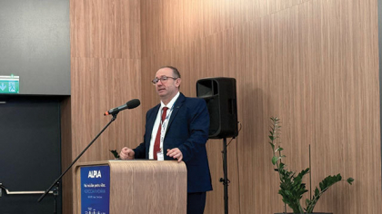 Plastic - realităţi şi prejudecăţi. Ioan Vâţ, ALPLA: Pentru că vedem o mişcare pozitivă pe partea de reciclare în România, ne vom dubla capacitatea de reciclare în 2026. De la cele 18.000 de tone pe care le putem procesa acum, până la finalul anului viitor estimăm că vom avea o capacitate de reciclare de 36.000 de tone