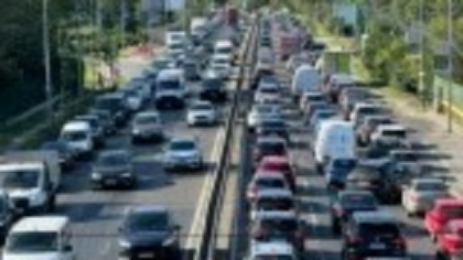 Stelian Bujduveanu anunţă măsuri pentru fluidizarea traficului din Bucureşti, odată cu începerea şcolii