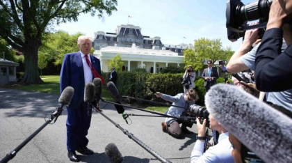 Trump se dezlănțuie asupra presei care nu relatează pe placul său
