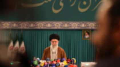Ayatollahul Khamenei cere retragerea SUA: „dau bombe de 10 tone regimului sionist care le aruncă în capul copiilor din Gaza”
