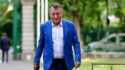 Un lider PSD dă cărțile pe față după 6 luni: „Paul Stănescu ne-a spus la Vila Lac să-i dăm voturi lui George Simion la alegerile din 2024”