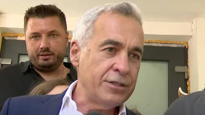Călin Georgescu amenință, după ieșirea de la IPJ Ilfov: „Foarte curând, puterea colonială franceză va părăsi România. Statele Unite ale Americii vor fi parteneri loiali ai României pe termen foarte lung”