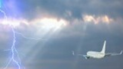 Măsuri speciale pe aeroporturile din București în contextul codului roșu: traficul aerian se desfășoară normal