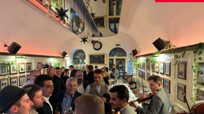 Viktor Orban a petrecut cu lăutari la Cluj-Napoca. Motivul de sărbătoare al premierului Ungariei