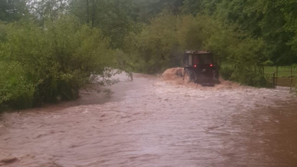 Pericol de inundaţii în judeţul Botoşani, pe râul Prut, până la ora 24