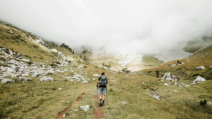 Salvamontiștii au recuperat un turist francez căzut în zona Valea Căldărilor din Bucegi. Operațiunea a durat 7 ore VIDEO