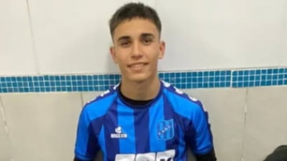 Un fotbalist de 19 ani a murit, în timpul unei operații la genunchi