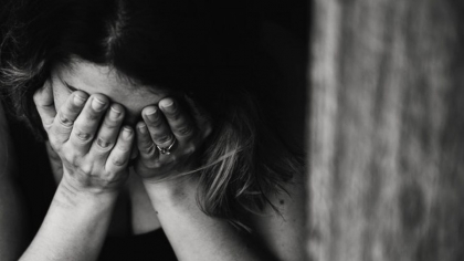 Bărbat de 54 de ani, arestat preventiv după ce ar fi violat o minoră timp de aproape patru ani