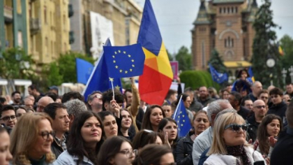 Mitinguri pro-Europa în Cluj și Timișoara, în ultima zi de campanie: „Pe noi ne interesează şi bananele şi blugii”