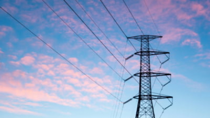 Cum „ne sapă” prețurile la energie o țară importantă din UE. Marile companii din România, Grecia și Bulgaria cer din nou intervenția Comisiei Europene