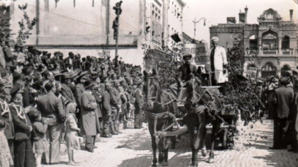 General rus: „Armata Roșie niciodată n-a râvnit teritorii străine, iar în acest războiu a fost o armată eliberatoare a popoarelor asuprite de hitlerism și fascism“
